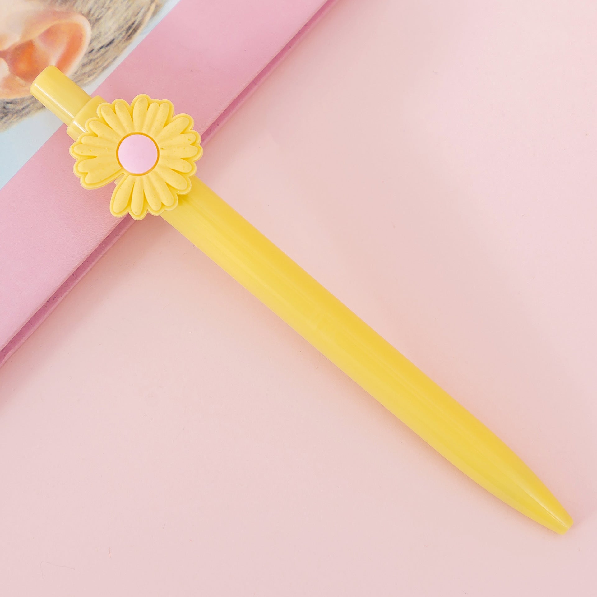 Wholesale Plastic Daisy Patch Candy Color Ballpoint Pen